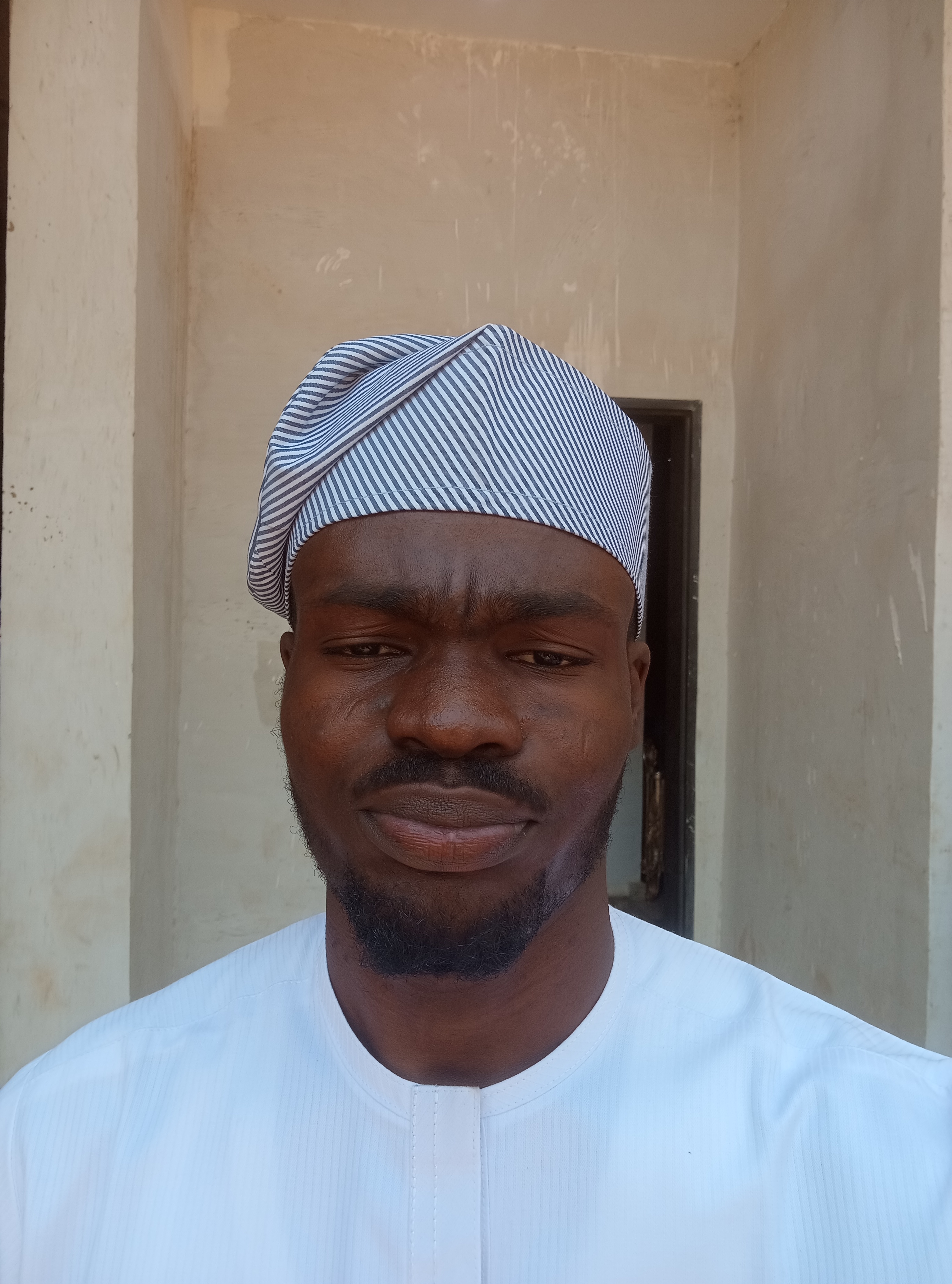 Abdulkhowil Adinoyi Ahovi