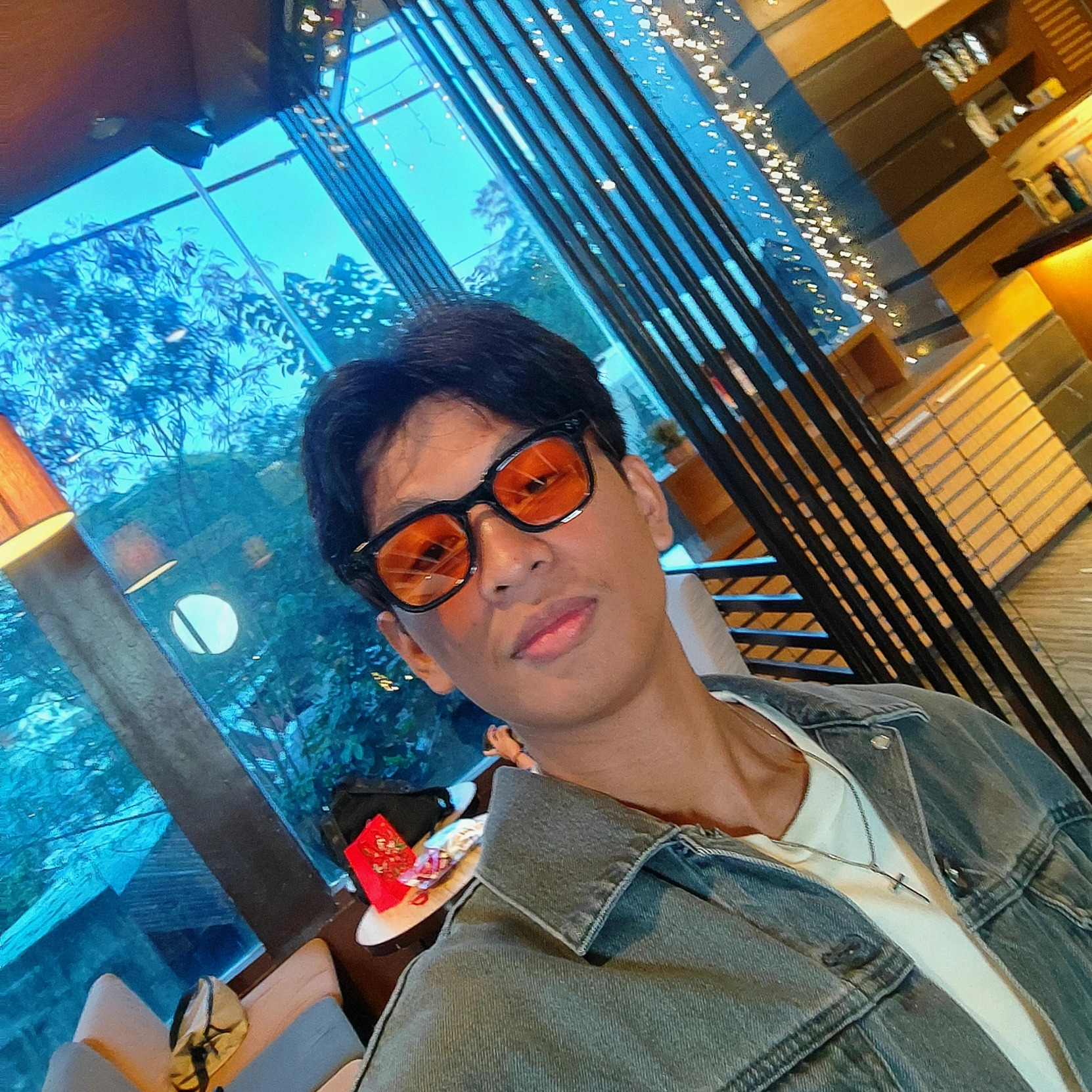 Kheine Abayon