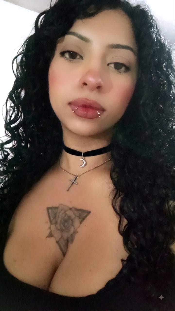 Melanie Bone